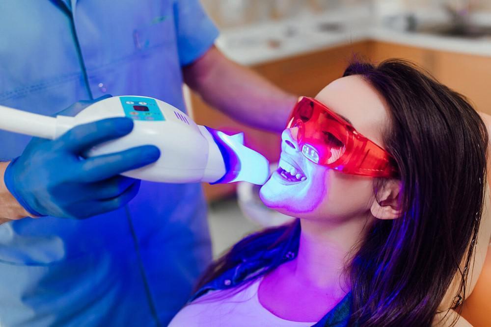 https://www.google.com/url?sa=i&url=https%3A%2F%2Fwww.charmdentalcare.com%2Fcosmetic-teeth-whitening%2F&psig=AOvVaw11xAEuQUiY2yVJ2lA49roa&ust=1756453621698000&source=images&cd=vfe&opi=89978449&ved=0CBUQjRxqFwoTCJifk-SBrY8DFQAAAAAdAAAAABAj